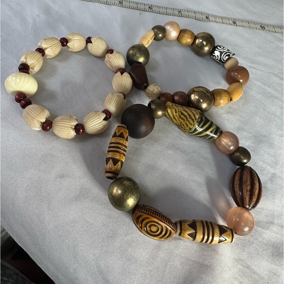 Set of 3 stretch style Chicos bead bracelets - Picture 3 of 8